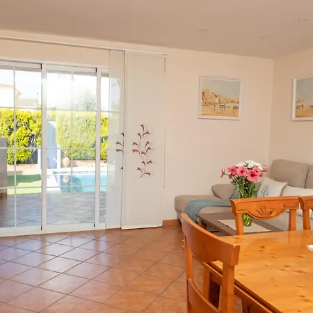 Your Paradise With Pool - 2 Min From Vila *