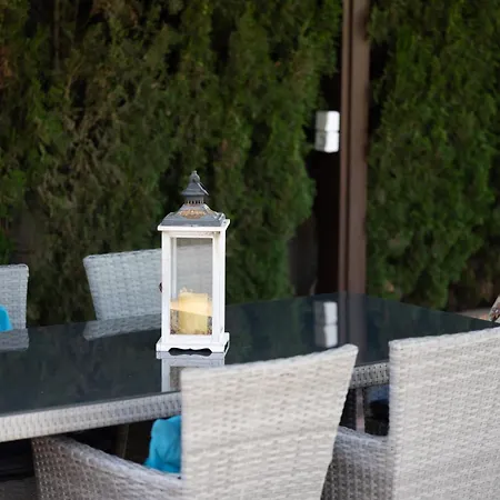 Villa Your Paradise With Pool - 2 Min From *